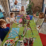 Cours enfants à la galerie l'Atelier - Beaulieu sur Mer